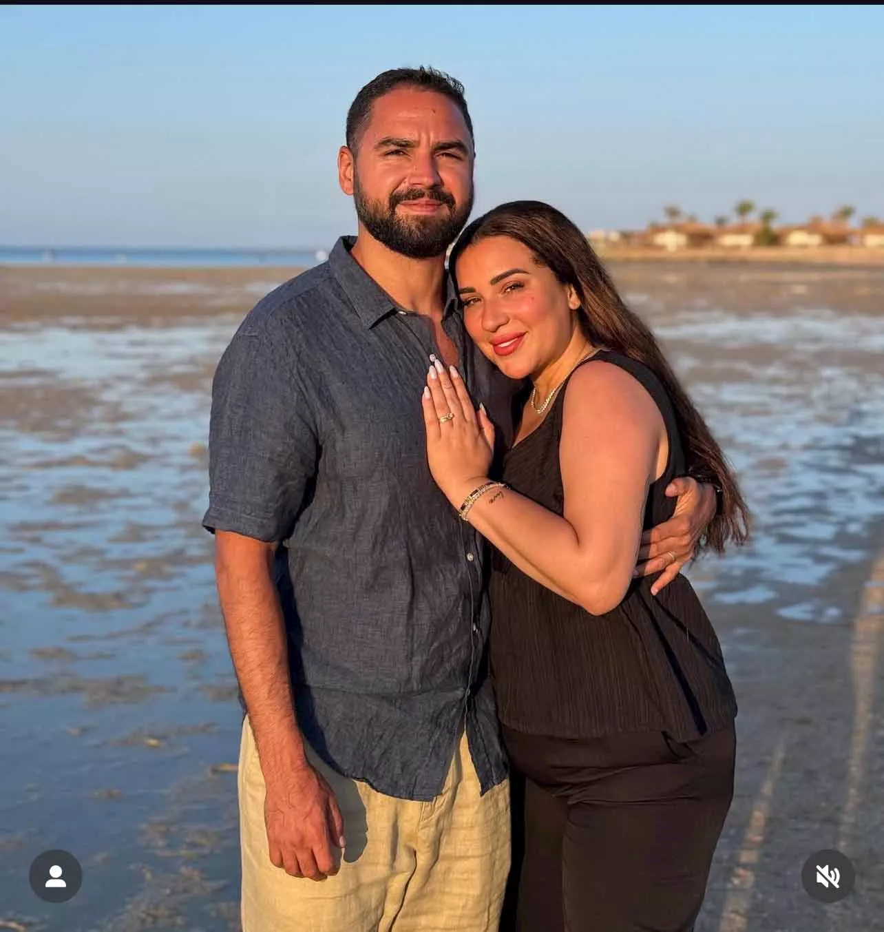 أسما شريف منير تنشر 20 صورة من شهر العسل