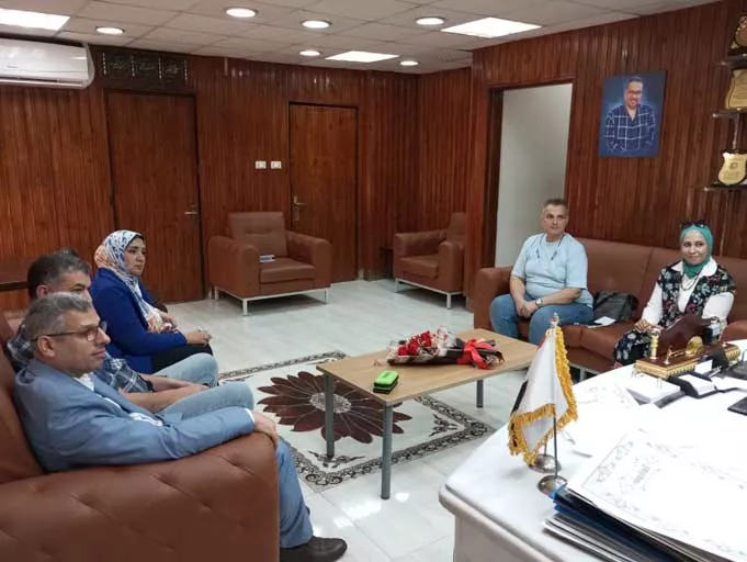 وكيل صحة الشرقية يبحث سبل التعاون مع مستشفى الأحرار التعليمي بالزقازيق (2)