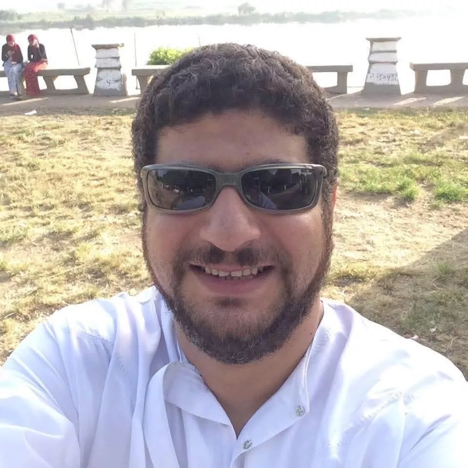  المخرج المسرحي الدكتور عمرو سامي