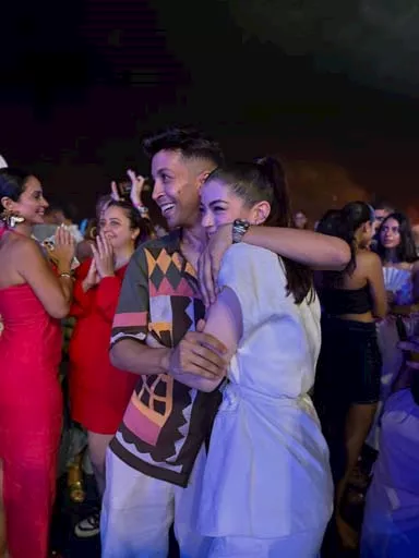 رقص وأحضان ليلى زاهر وهشام جمال بحفل حسين الجسمي في الساحل_8