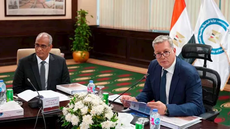 إبراهيم مكي رئيس مجلس إدارة الشركة المصرية القابضة للبتروكيماويات