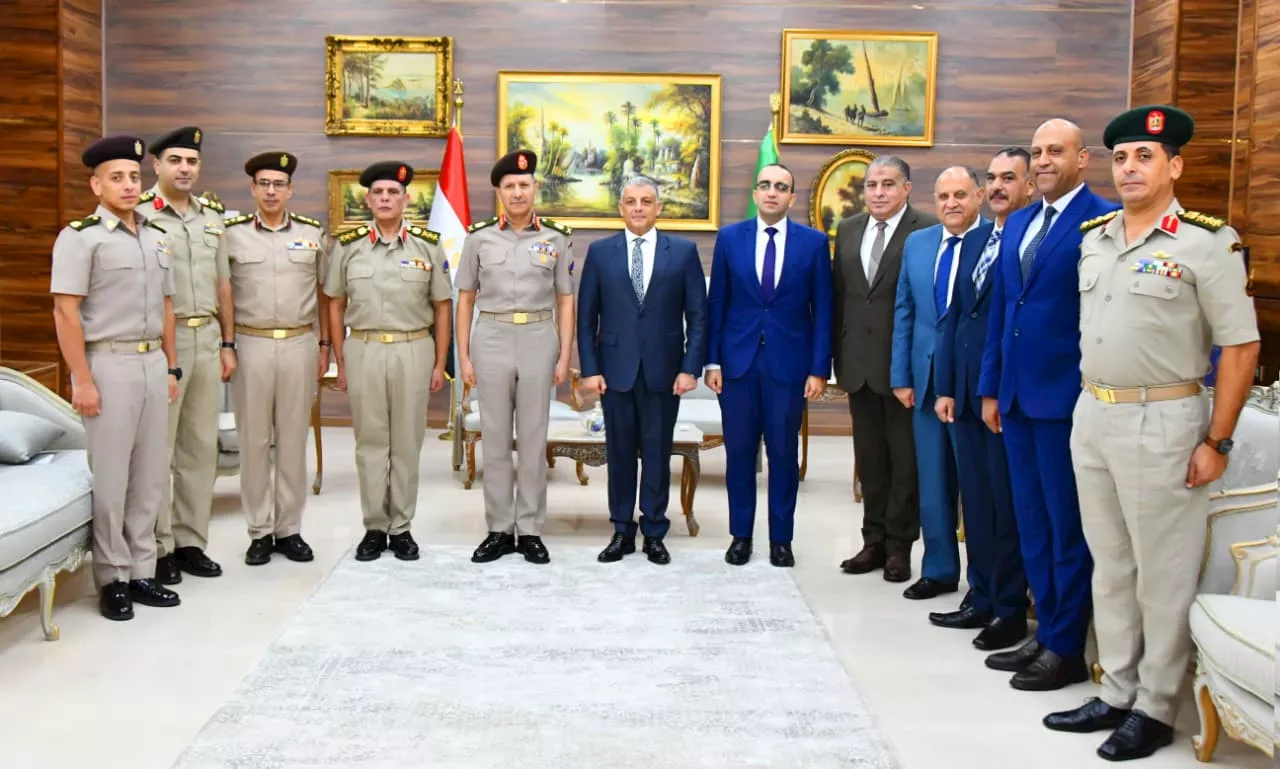 b1979d95-7e10-47a9-a02b-1bb438cf2931