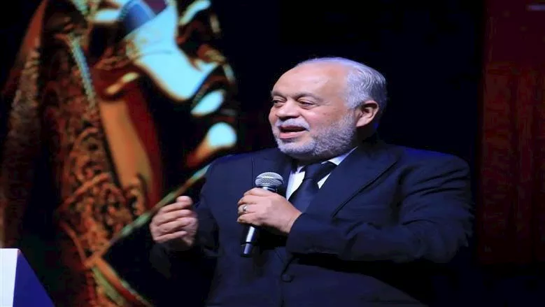 تفاصيل جديدة بشأن استقالة أشرف زكي من منصبه نقيبا للمهن التمثيلية _6