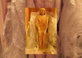 صورة 2 تمثال