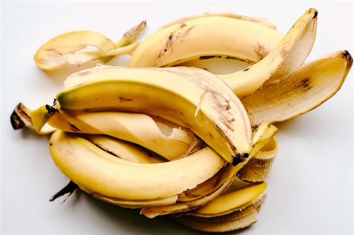 فوائد قشر الموز للشعر والبشرة وطرق استخدامه | الكونسلتو