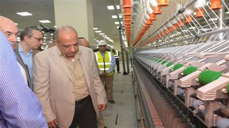 وزير قطاع الأعمال من غزل المحلة: خطة التطوير تتضمن التوسع بالتصدير