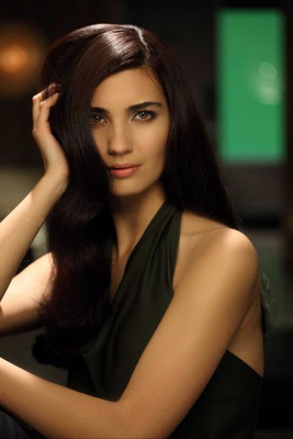 Tuba Buyukustun