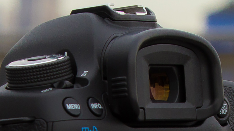 كانون تطور من قدرات الكاميرا EOS 5D Mark III