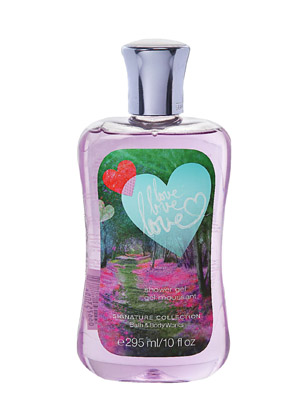 اتنعشي بمجموعة Love Love Love من Bath&amp;Body Works