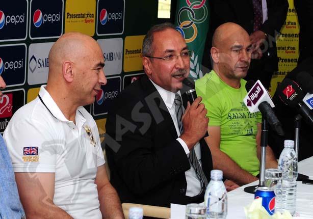 حسام حسن يوقع عقد إدارة نادي الاتحاد السكندري                                                                                                         