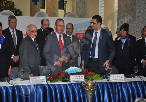 الأهلي يوقع بروتوكول تعاون مع مصر للطيران (1)                                                                                                         