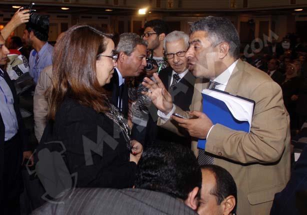 لقاء مفتوح بجامعة القاهرة بحضور محلب (1)