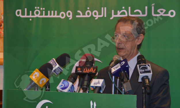 بالصور- فؤاد بدراوي يعلن ترشحه رسميا لخوض انتخابات رئاسة حزب الوفد
