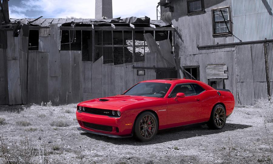 Challenger SRT                                                                                                                                        