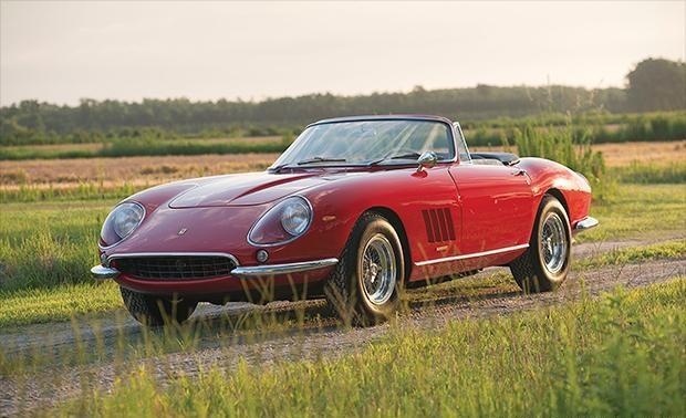 2 – سيارة Ferrari 275GTB 4NART Spider موديل 1967                                                                                                      