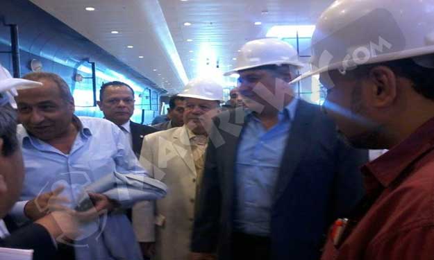  بالصور.. عادل محجوب يتفقد أعمال التطوير في مطار الغردقة الدولي