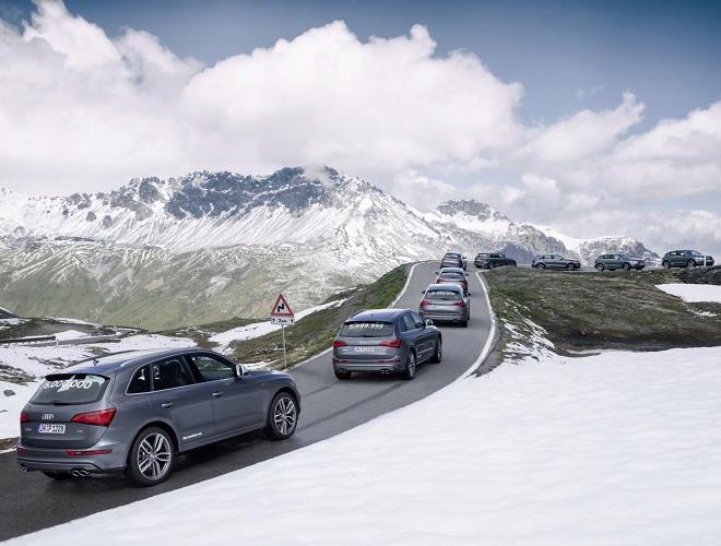 Production jubilee for the Four Rings_the six-millionth Audi with quattro drive rolls off the assembly line_an Audi SQ5 (2) (2)                       