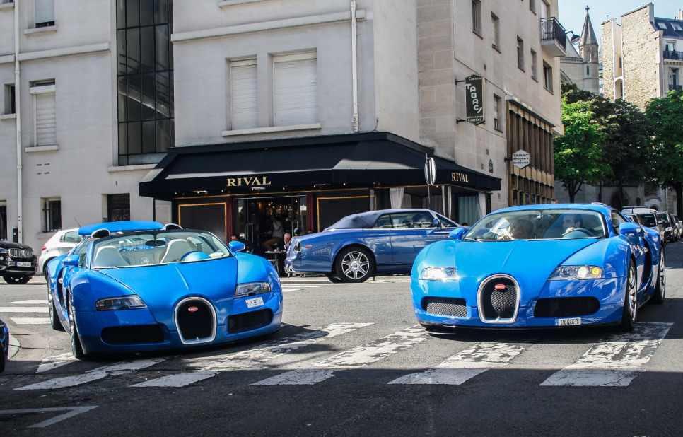 سيارات بوجاتى فيرون سعودية فى باريس                                                                                                                   