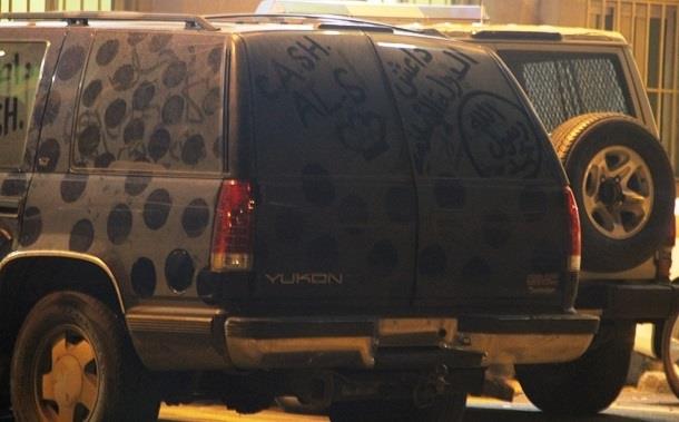 سيارة جمس تحمل شعارات داعش فى الطائف                                                                                                                  