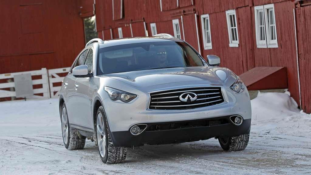 انفينتي QX70S                                                                                                                                         