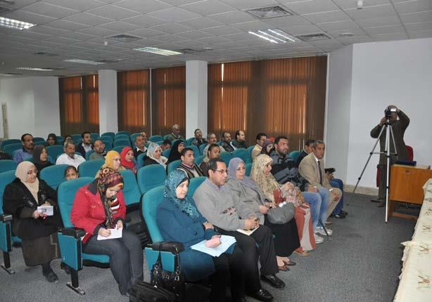 جامعة حلوان تكرم 24 عامل وعاملة (1)                                                                                                                   