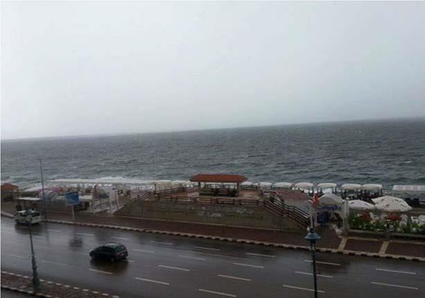 هطول أمطار غزيرة على الإسكندرية والساحل الشمالي                                                                                                                                                         