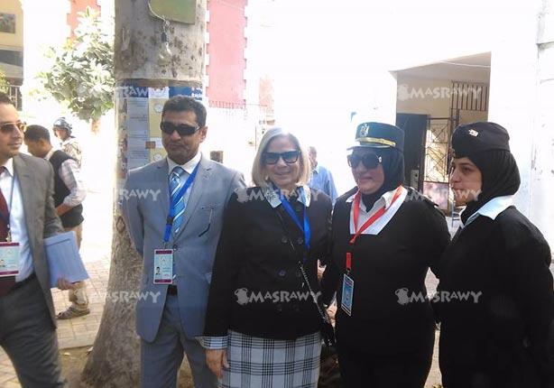 السفيرة هيفاء أبو غزالة تتفقد لجان الانتخابات بقصر الدوبارة (6)                                                                                                                                         