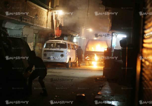 مجهولون يشعلون النيران في سيارة شرطة بالهرم (1)                                                                                                                                                         