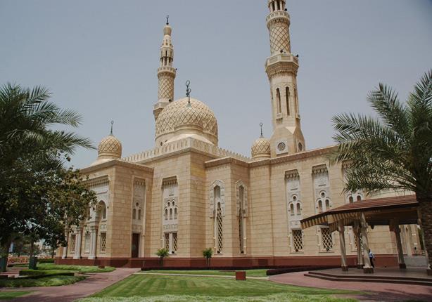 مسجد جميرا الكبير بدبى                                                                                                                                                                                  