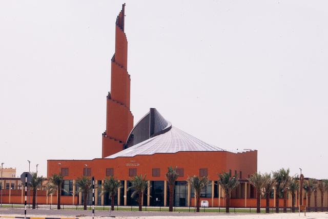 مسجد الشيخة فاطمة                                                                                                                                                                                       