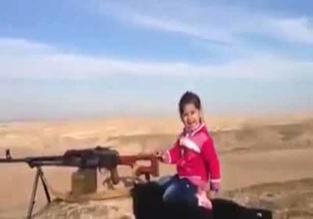 طفلة كردية تدعي أنها قتلت 400 داعشي                                                                                                                                                                     