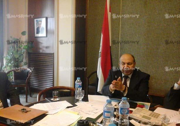 سفير مصر باليمن يكشف عن سبب ذهابه إلى عدن قبل ساعات من عاصفة الحزم (1)                                                                                                                                  