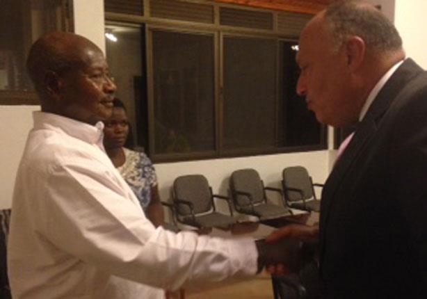 وزير الخارجية يبحث مع الرئيس الأوغندي قضايا القارة السمراء                                                                                                                                              