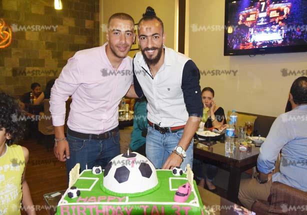 إبراهيم سعيد وجمال حمزة يحتفلان بعيد ميلاد لاعب الأهلي السابق (1)                                                                                                                                       