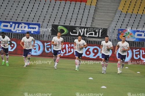 لاعبو الزمالك يخلدون ضحايا الدفاع الجوي (1)                                                                                                                                                             