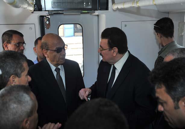 وزير النقل يتفقد أول قطار مُصنع بأيدي مصرية                                                                                                                                                             