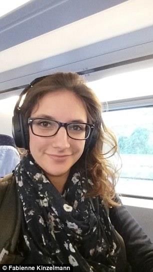 فتاة ألمانية تعيش في قطار بسبب غلاء الإيجار (1)                                                                                                                                                         