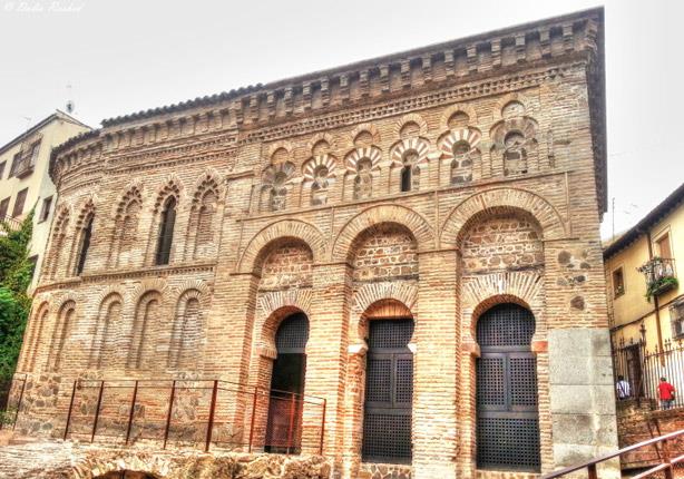 مسجد باب المردوم أهم الأثار الاسبانيا                                                                                                                                                                   