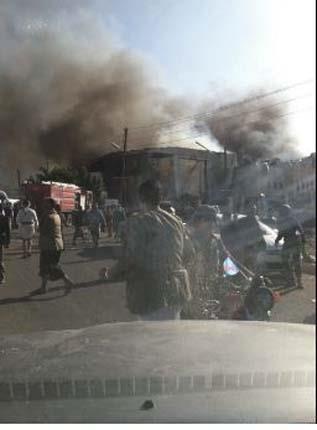 انفجارات قاعة عزاء والد وزير داخلية الحوثيين باليمن (1)                                                                                                                                                 