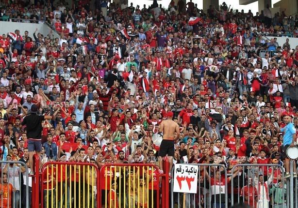 الجماهير المصرية تحتشد ببرج العرب لمؤازرة المنتخب الوطني (1)                                                                                                                                            