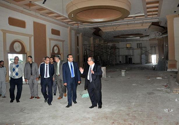 رئيس جامعة المنصورة يتفقد الانشاءات الجديدة (8)                                                                                                                                                         