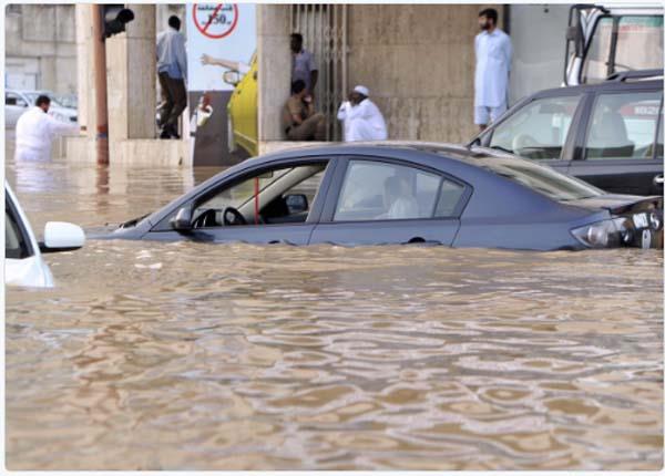 سيول قوية تضرب السعودية (1)                                                                                                                                                                             