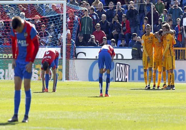 برشلونة ينفرد بصدارة الليجا بثنائية أمام ليفانتي (1)