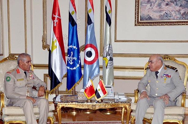وزير الدفاع يلتقي رئيس هيئة الأركان لقوة دفاع البحرين (1)                                                                                                                                               