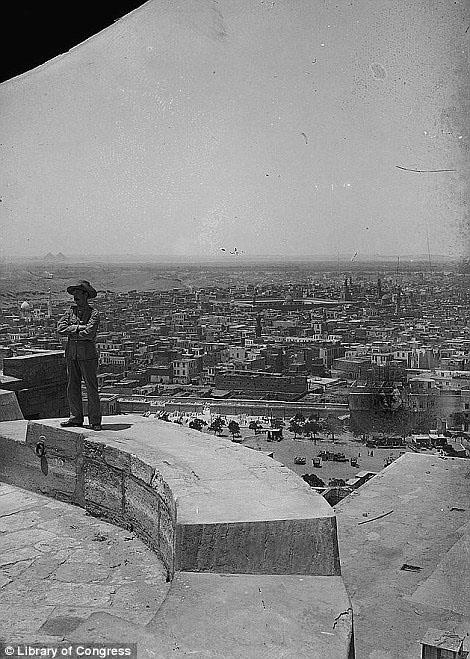 قلعة صلاح الدين 1900                                                                                                                                                                                    