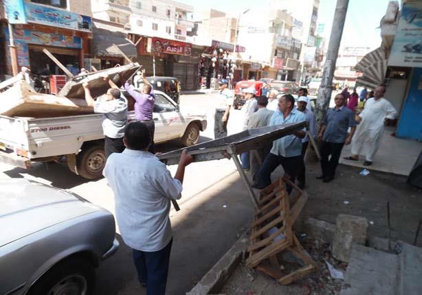 حملة مكبرة لرفع إشغالات الباعة الجائلين                                                                                                                                                                 