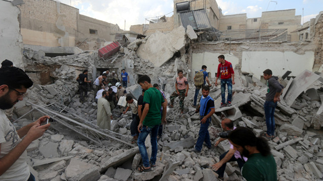سوريا: مقتل وإصابة 19 عسكريا في هجوم إرهابي بحلب سوريا: مقتل وإصابة 19 عسكريا في هجوم إرهابي بحلب