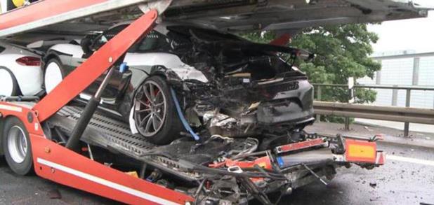 حادث مأساوي لسيارات بورش                                                                                                                                                                                
