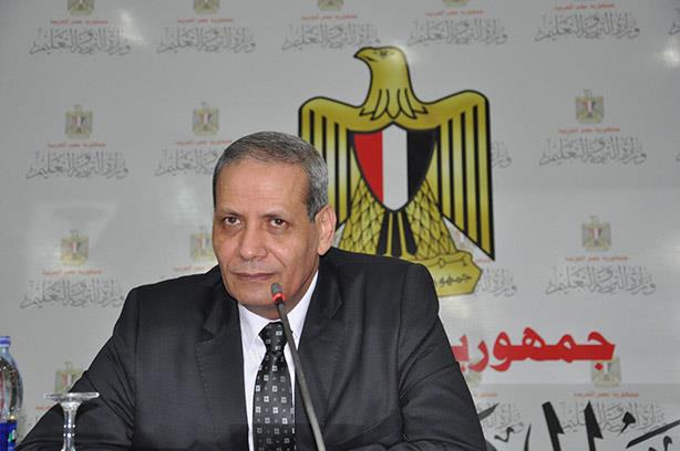 "الهلالي" يعتمد المتجمع التكراري لفئات المجموع بالنسبة لطلاب الثانوية العامة "الهلالي" يعتمد المتجمع التكراري لفئات المجموع بالنسبة لطلاب الثانوية العامة