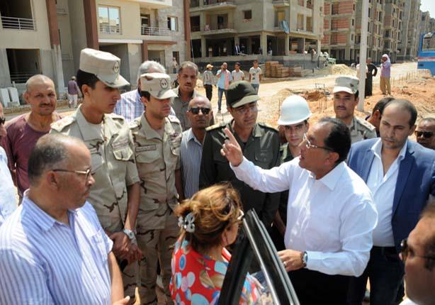 وزير الاسكان يتفقد تشطيب وحدات دار مصر                                                                                                                                                                  